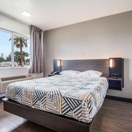 Motel 6-College Station, Tx - Bryan Esterno foto