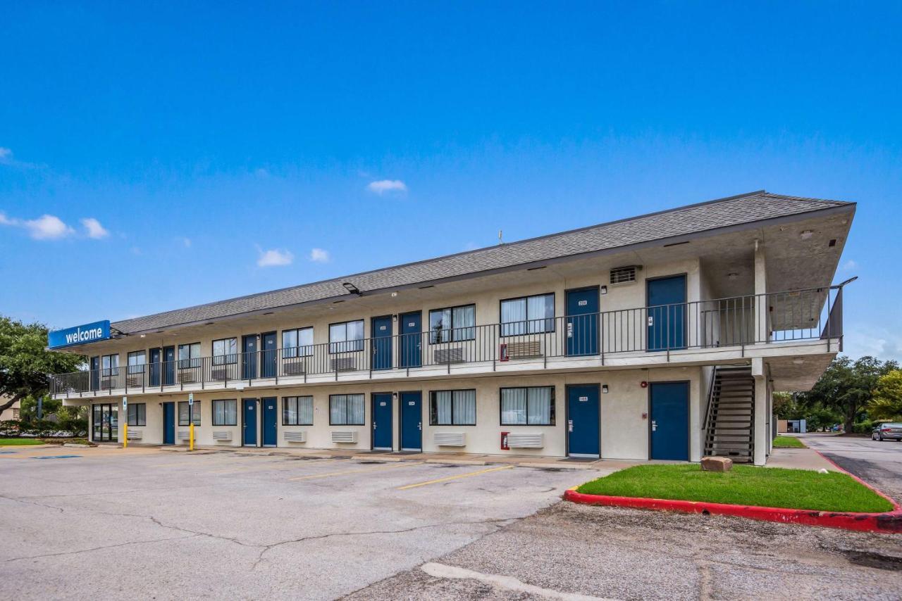 Motel 6-College Station, Tx - Bryan Esterno foto